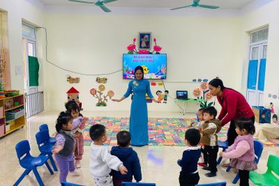 Sinh hoạt chuyên đề văn học tháng 12/2025